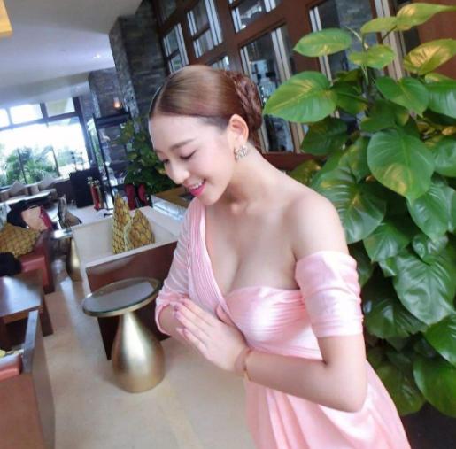 “第一车模”曹阳回应车展被说成“胸展”,一句话就让人语塞