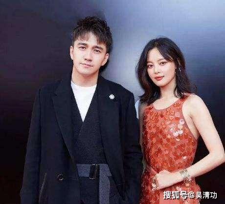 辛芷蕾拍摄内衣大片动作豪放让人喷血,或受到彭于晏、李现的影响