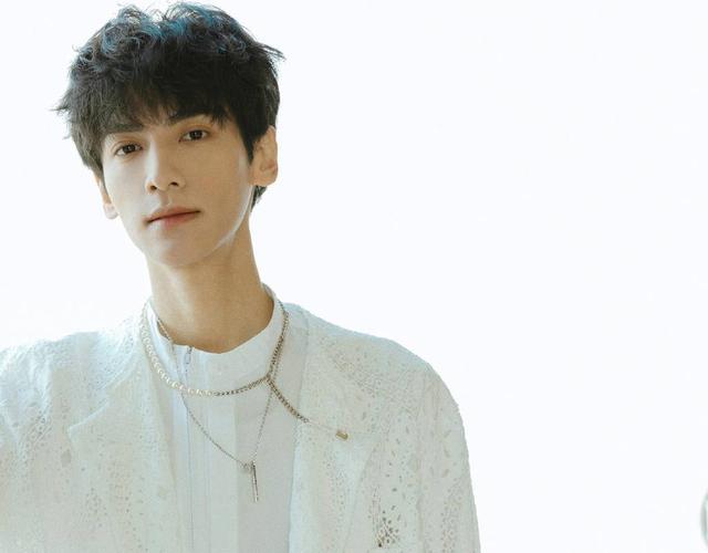 盘点被“加戏”质疑坑了的明星：罗云熙被骂上热搜，她被P遗照