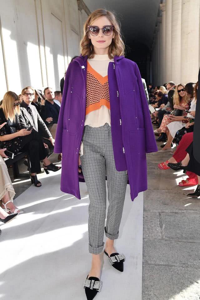 秋冬穿搭换件V领毛衣，发现不一样搭配的自己