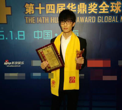 这些明星名字一读就错,全读对的是学霸,叫了20年的那英都叫错