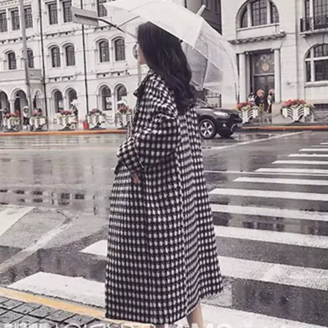 今年秋冬穿毛呢外套最好看，尤其适合小个子女生穿