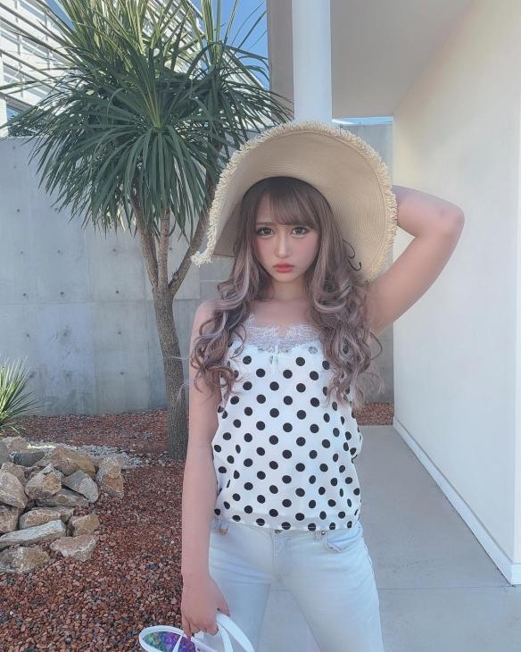 次时代辣妹超绝可爱！日杂00后人气模特伊藤桃々大波美图来袭