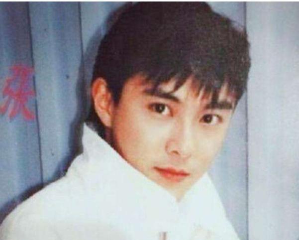 林志颖:这是我18岁,胡歌:我的18岁,张卫健:对不起请让开