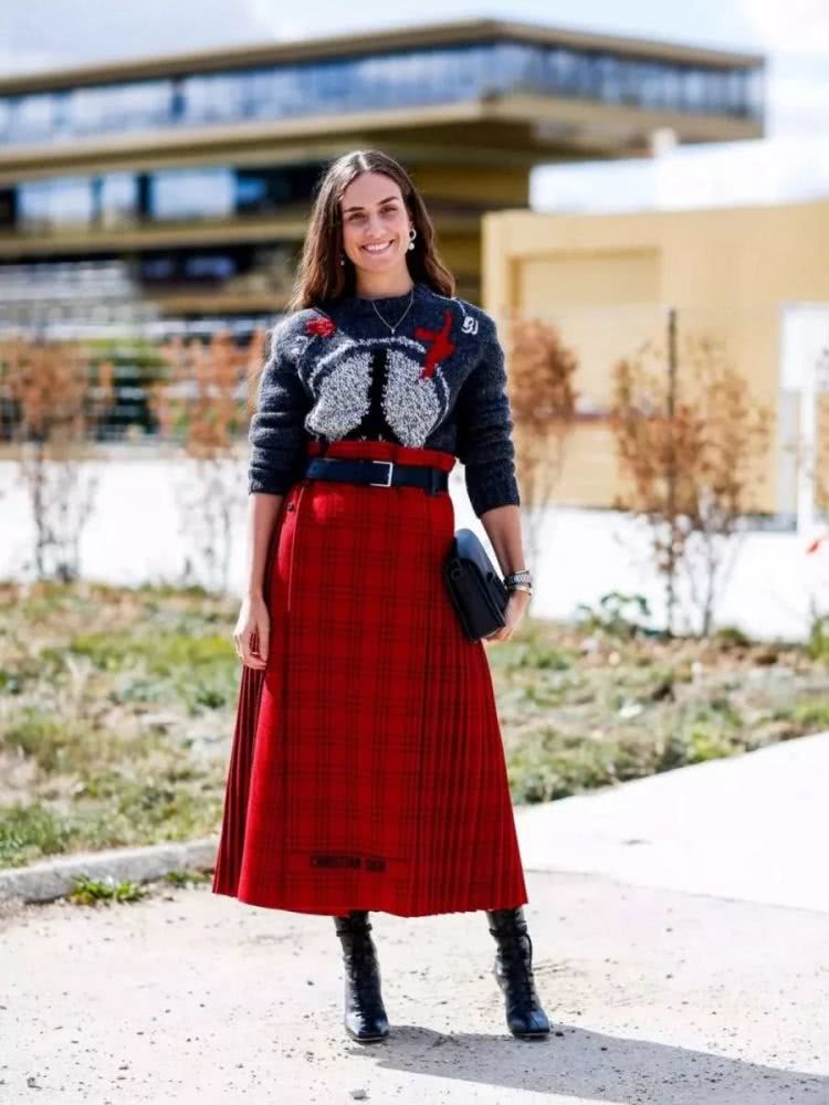 欧美街拍:腿又粗又短这个冬天这样穿最合适