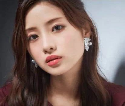 搞定8个化妆小心机,你也能画出日系杂志风