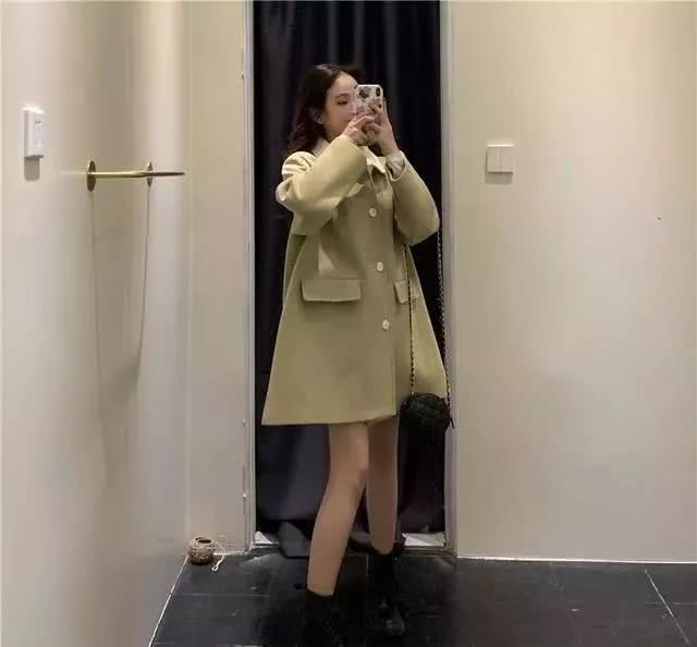 秋冬季呢大衣穿对了变高级还好看！会穿搭的妹纸平价大衣穿出大牌范
