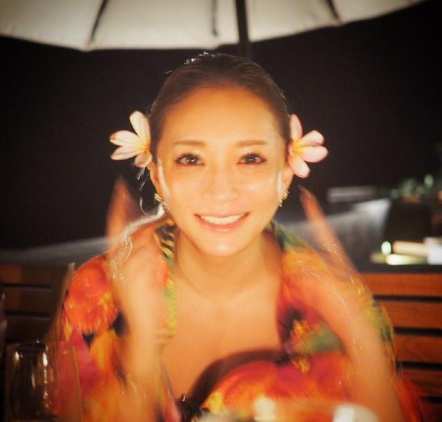 左耳失聪,绯闻与争议缠身,被万千少女迷恋的滨崎步