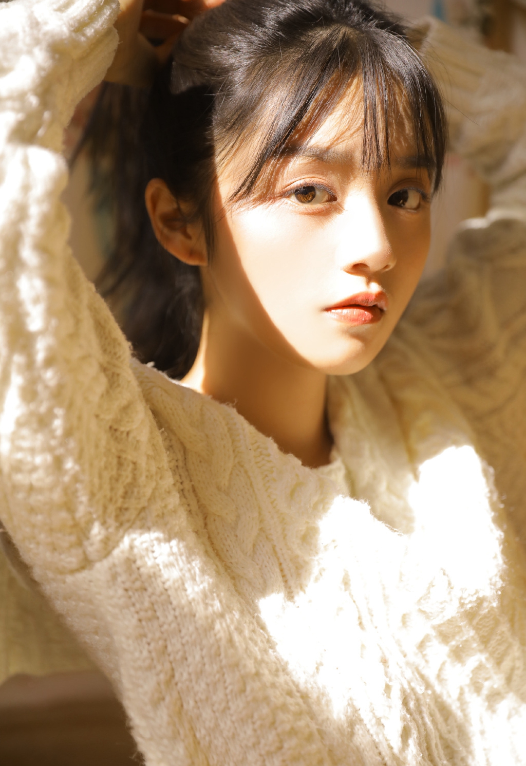 治愈系美女修长美腿私房写真图片