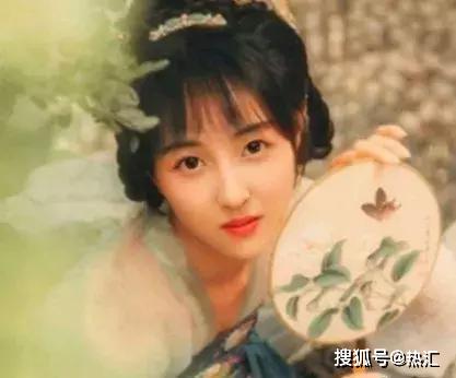 张子枫太活泼演不了“林黛玉”？本来不信，看到定妆照后：打扰了