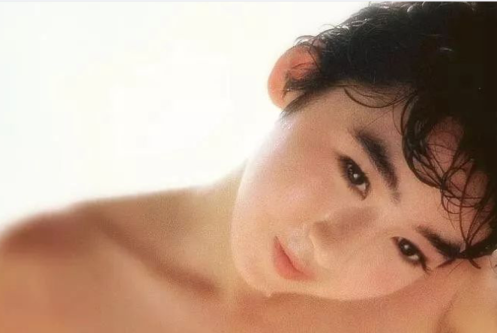 日本有一位奶萌版热巴，同样的五官却又软又甜