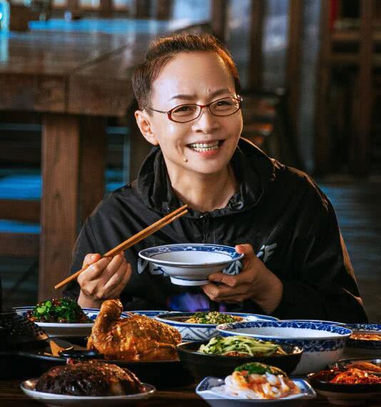 文章离婚后迎来首部新剧,得知主演是谁,都忍不住追剧。