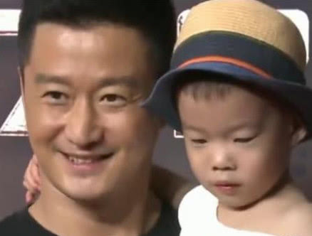 孙俪儿子叫等等,陈龙儿子叫酒酒,吴京儿子的名字让人佩服