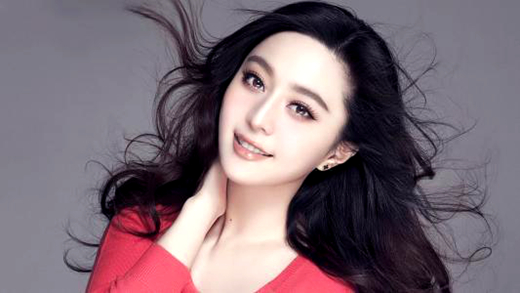 洪金宝大胆承认送范冰冰豪宅，范丞丞身世揭晓，网友：果真如此！