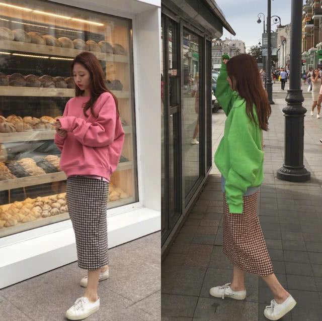 秋天女孩子这样穿保暖又好看，卫衣搭配休闲裤半身裙显高显瘦真漂亮