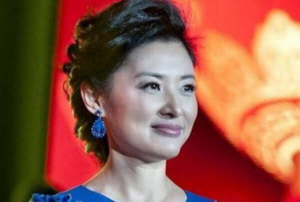 五大美女主持人,董卿第四,朱迅第二,第一美得让人窒息