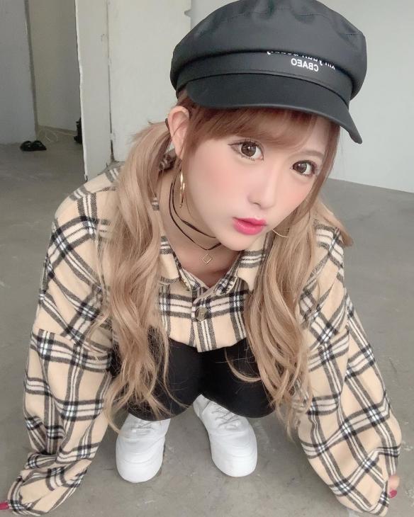 次时代辣妹超绝可爱！日杂00后人气模特伊藤桃々大波美图来袭