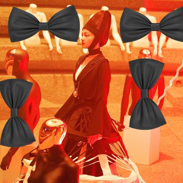 美女张韶涵新专辑照片曝光,皮衣袖子比腰围还粗,打扮尽显夸张帅气