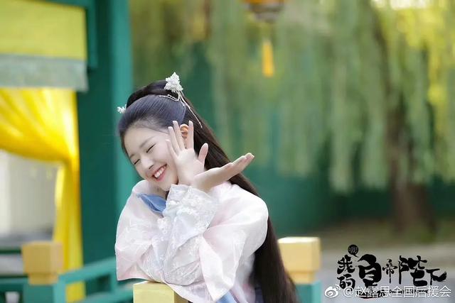 和李一桐同个经纪人？两年6部剧女主，赵露思却依旧没水花火不起来