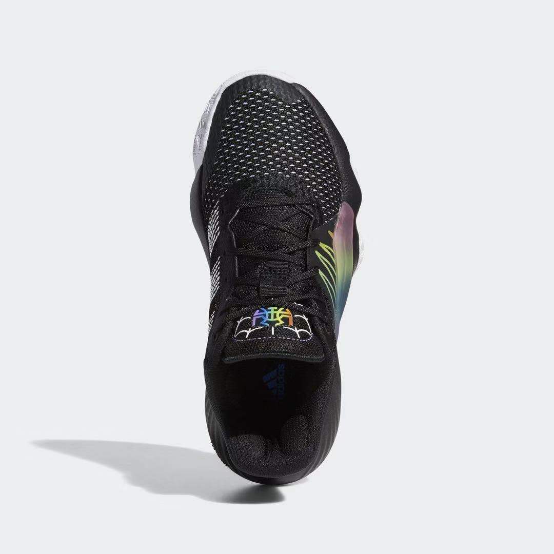 渐变出彩线条!米切尔签名战靴 adidas D.O.N. Issue #1 再添一员!