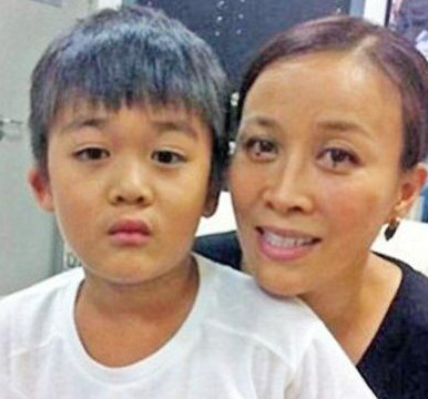 那英儿子叫高兴,吴京儿子吴所谓,章子怡女儿的名字让人哭笑不得