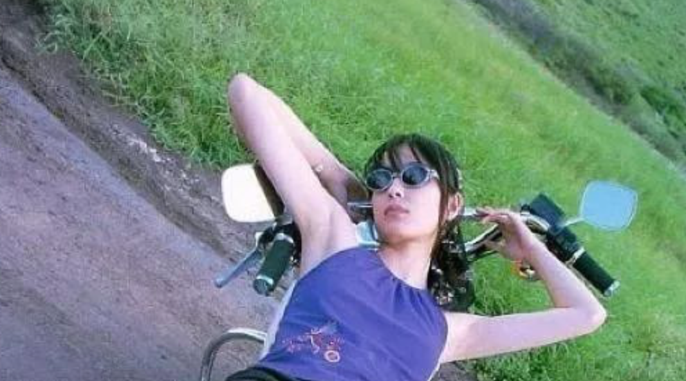 日本有一位奶萌版热巴，同样的五官却又软又甜