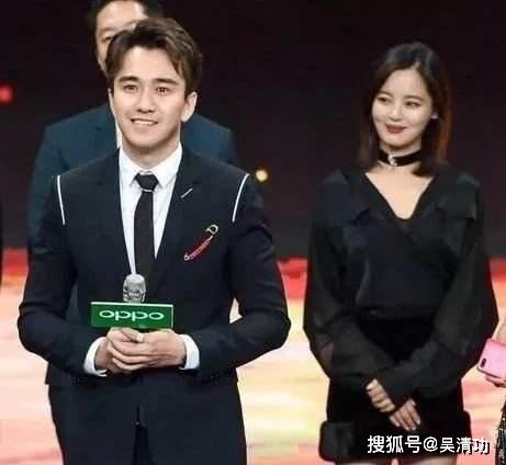 辛芷蕾拍摄内衣大片动作豪放让人喷血,或受到彭于晏、李现的影响