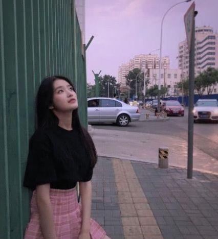 林青霞“女儿”长大了，如今16岁颜值高，网友祝福她平安成长