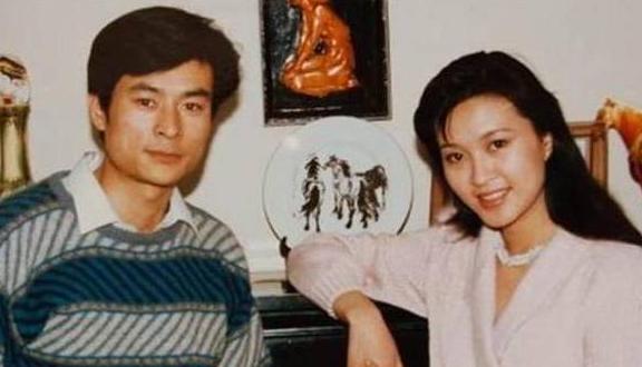 她曾是百花影后,比刘晓庆还火,抛夫弃女嫁小10岁男星却被抛弃