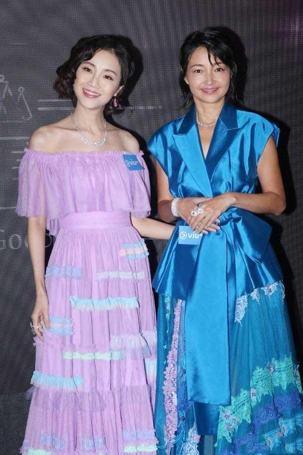 最美郭襄李绮红混血儿子曝近照,15岁高大帅气,还很有运动天赋