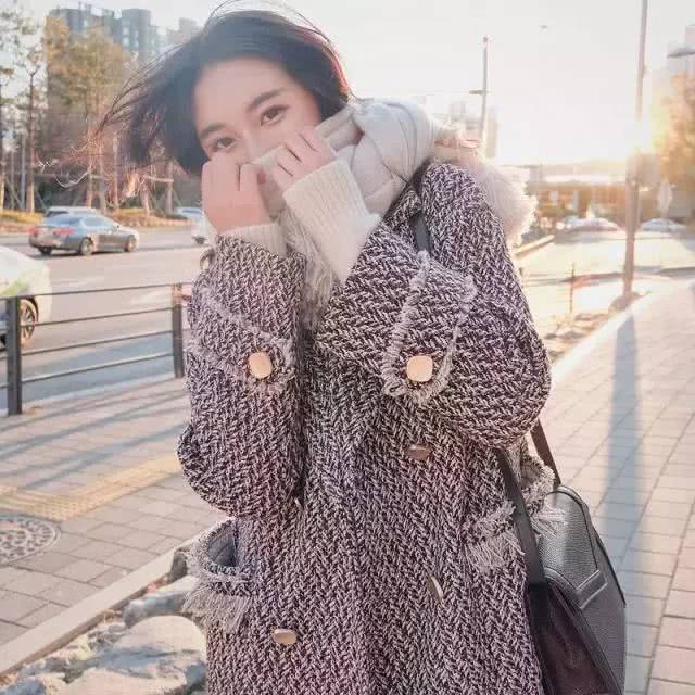 今年秋冬穿毛呢外套最好看，尤其适合小个子女生穿