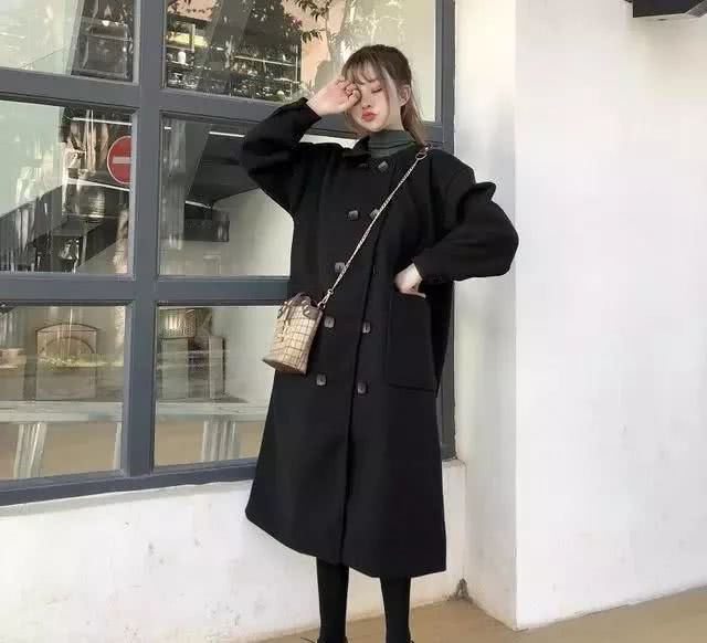 秋冬季呢大衣穿对了变高级还好看！会穿搭的妹纸平价大衣穿出大牌范