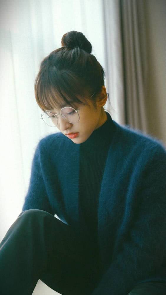 小美女沈月被爆做腿部吸脂,萝卜腿消失引质疑,女明星为了身材太拼了