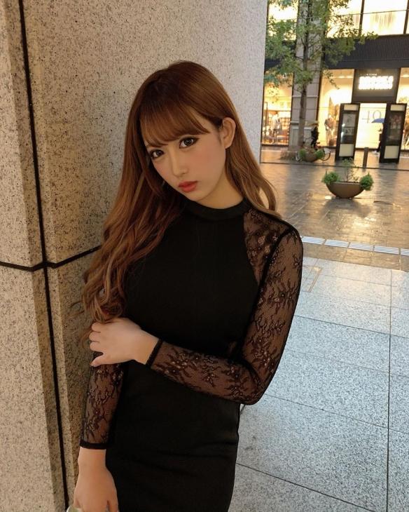 次时代辣妹超绝可爱！日杂00后人气模特伊藤桃々大波美图来袭