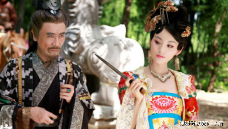美貌气质俱佳,却经常演“坏女人”,现实中不断被骂,今32岁无人娶