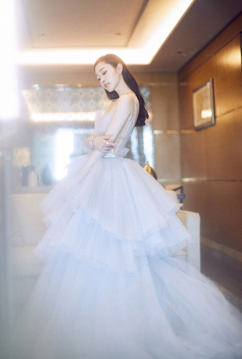 气质性感美女宋轶优雅唯美写真图片