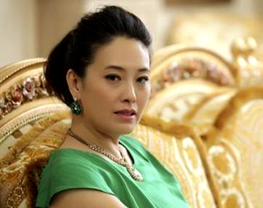 她与初恋同居8年，因赌气嫁给男友铁哥们，今50岁风韵犹存 ！