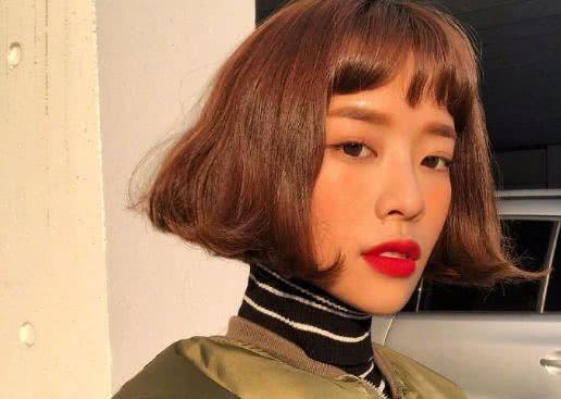 有发际线不好看？换刘海卷一下，让你颜值猛涨百倍