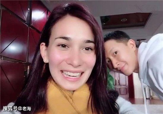韩庚卢靖姗请柬曝光,男神被收仓?吴京会送上啥大礼?