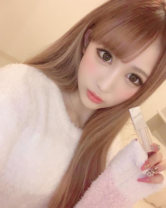 次时代辣妹超绝可爱！日杂00后人气模特伊藤桃々大波美图来袭