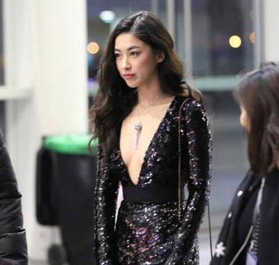 她是公认的东方第一美人,曾连续7年登全球百美榜,如今35岁过成了这样