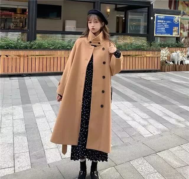 秋冬季呢大衣穿对了变高级还好看!会穿搭的妹纸平价大衣穿出大牌范