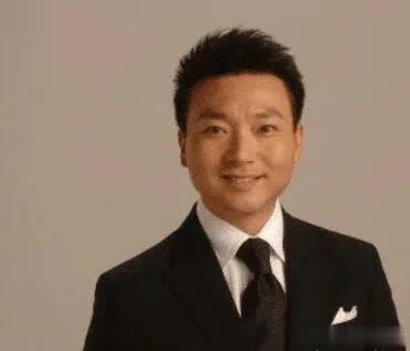 “央视一哥”康辉在央视工作20余年仍租房度日,原因引人深思