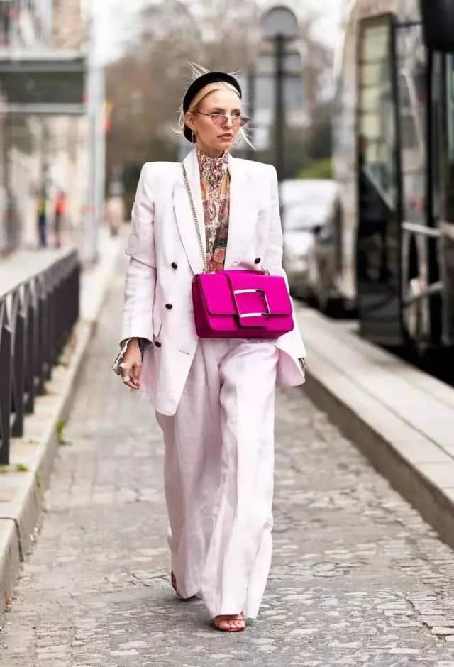 欧美街拍:潮人示范腿粗女人穿裤子“3要3不要”