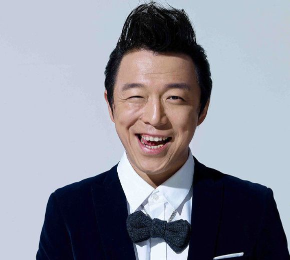 黄渤和她相恋13年，成名后依旧不离不弃，婚后把她宠成公主