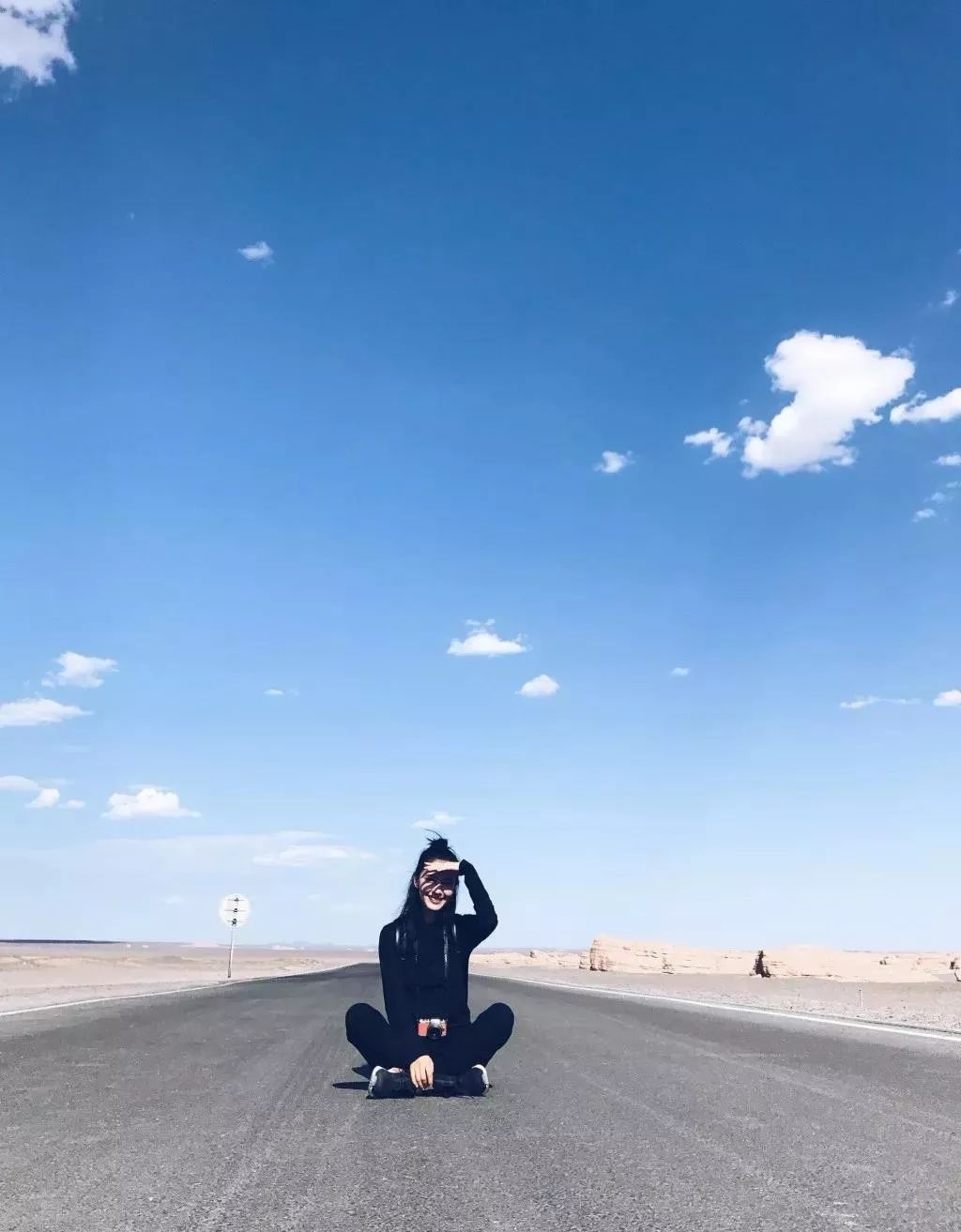 简直就是本行走的教科书!高圆圆这拍照也太好看了吧!