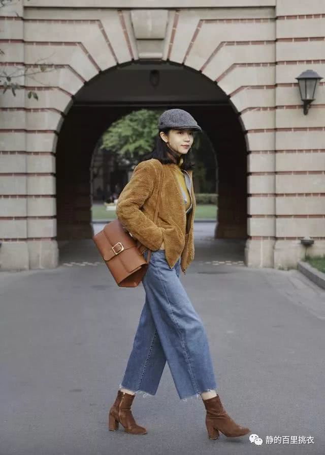 “打底衫+衬衫+外套”,玩转衣服叠穿,单品配色是关键