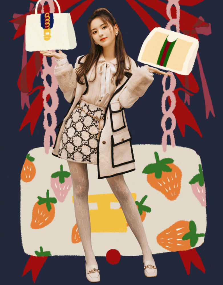 杨超越皮肤嫩出水,公主风套装搭可爱草莓包,变身优雅大小姐