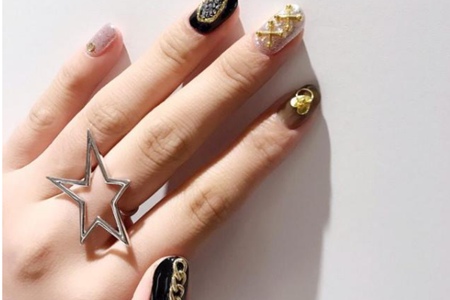 1574916751673999.jpg 2019美甲图片最新款式,酷女孩霸气个性的学生指甲造型