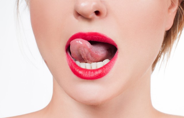 嘴唇干燥怎么办，教你12个护唇妙招